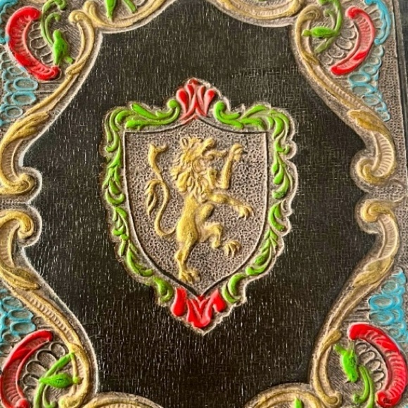 Antique Italian Leather Journal Cover with Heraldic Lion Emblem - Picture 3 of 9